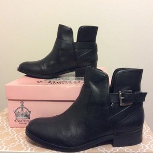 Crown Vintage NYA-CV Black Boots    6 1/2M